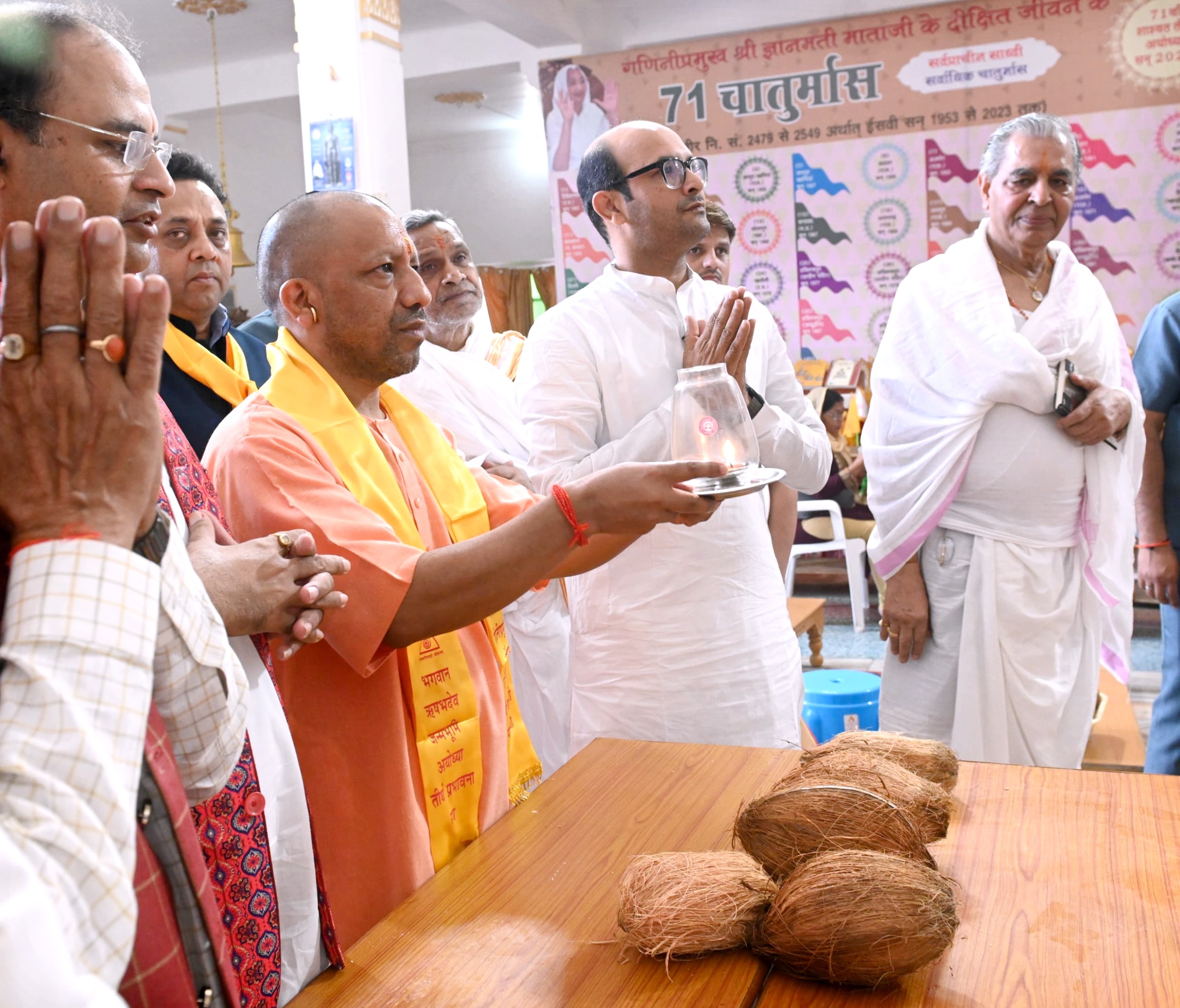 CM योगी ने की देश-प्रदेशवासियों के कल्याण व सुख-समृद्धि की कामना