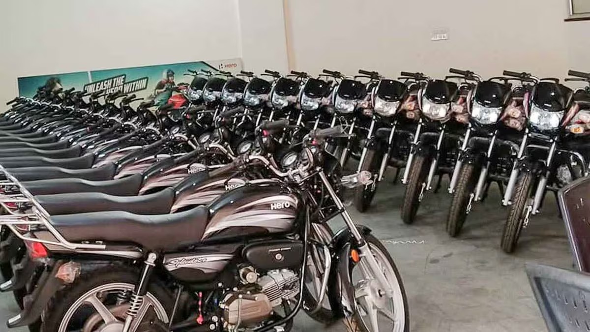 इस बाइक कंपनी ने तोड़ें ब्रिकी के सारे रिकार्ड, 32 दिन में बेच डाली इतनें लाख गाड़ियां