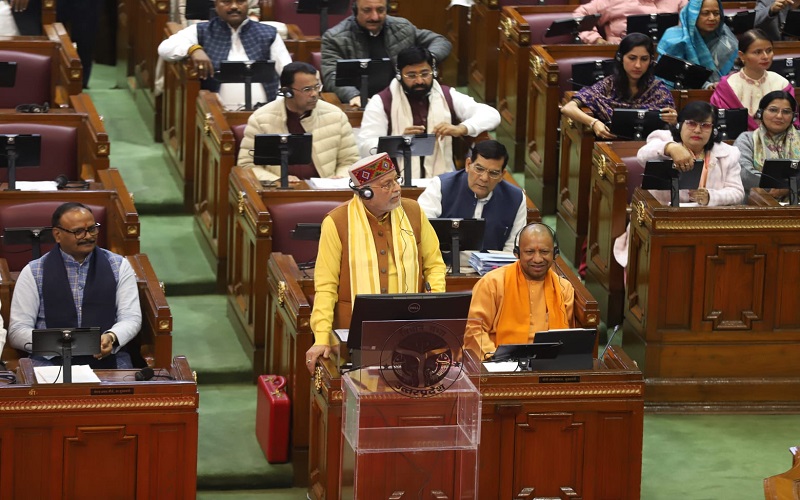 UP Budget 2024 : वित्त मंत्री सुरेश खन्ना ने पेश किया 7.36 लाख करोड़ से ज्‍यादा का बजट , योगी सरकार ने बना दिया रिकॉर्ड