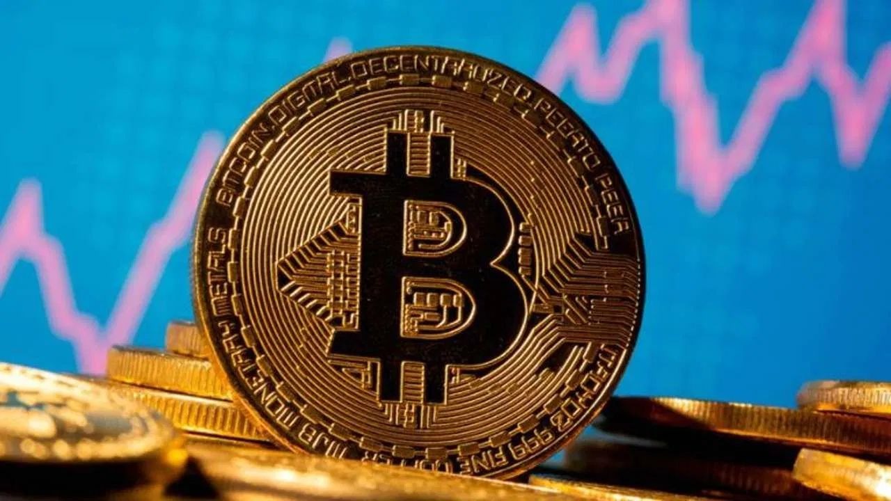 बिटकॉइन की कीमत में भारी गिरावट, 6 दिनों में 12 लाख रुपए सस्ता हुआ