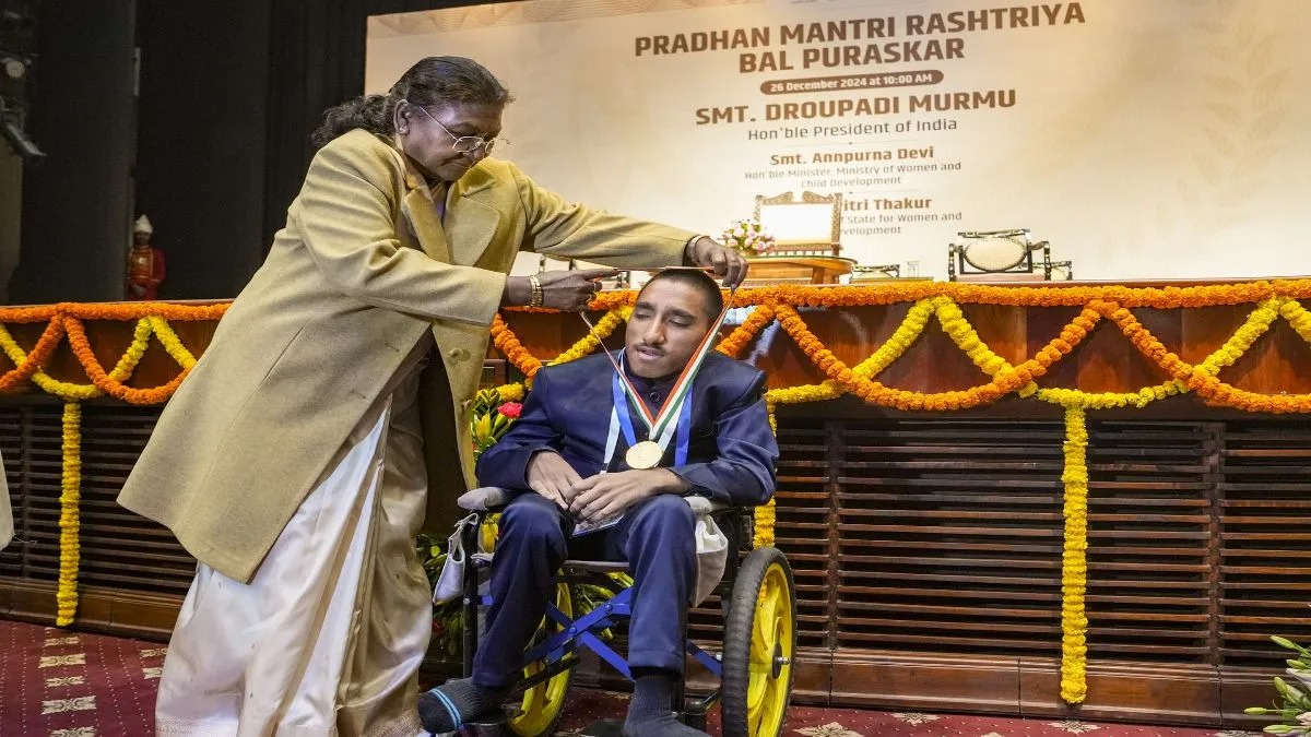 वीर बाल दिवस पर 17 बच्चों को किया गया सम्मानित, राष्ट्रपति द्रौपदी मुर्मू ने दिया प्रेरणादायक संदेश