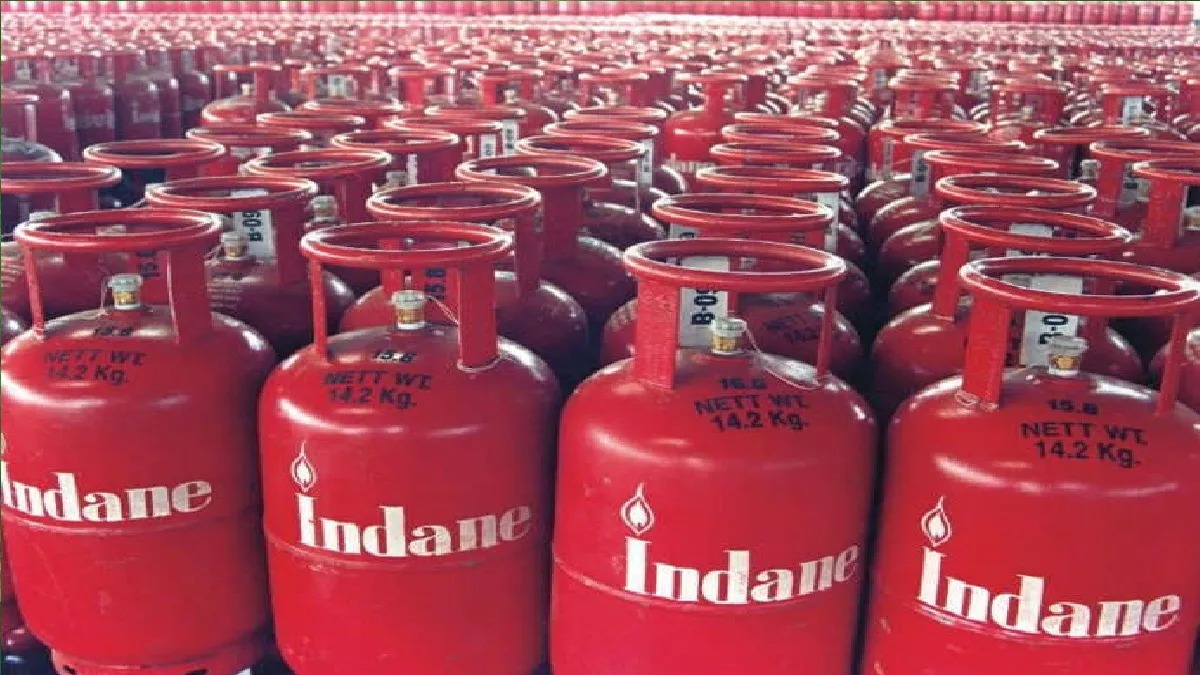 नए साल में LPG सिलेंडर के दामों में कमी, सरकार का बड़ा फैसला