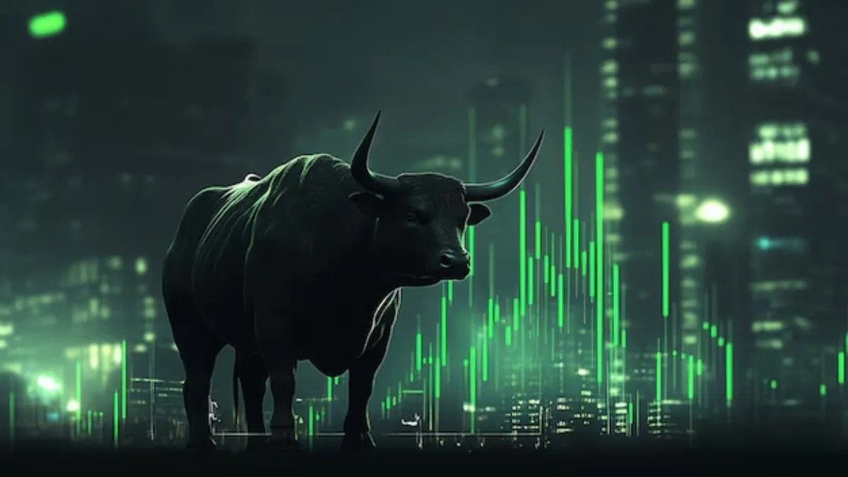 शेयर बाजार ने बजट से पहले मजबूती दिखाई, सेंसेक्स में 741 और निफ्टी में 259 अंकों की बढ़त