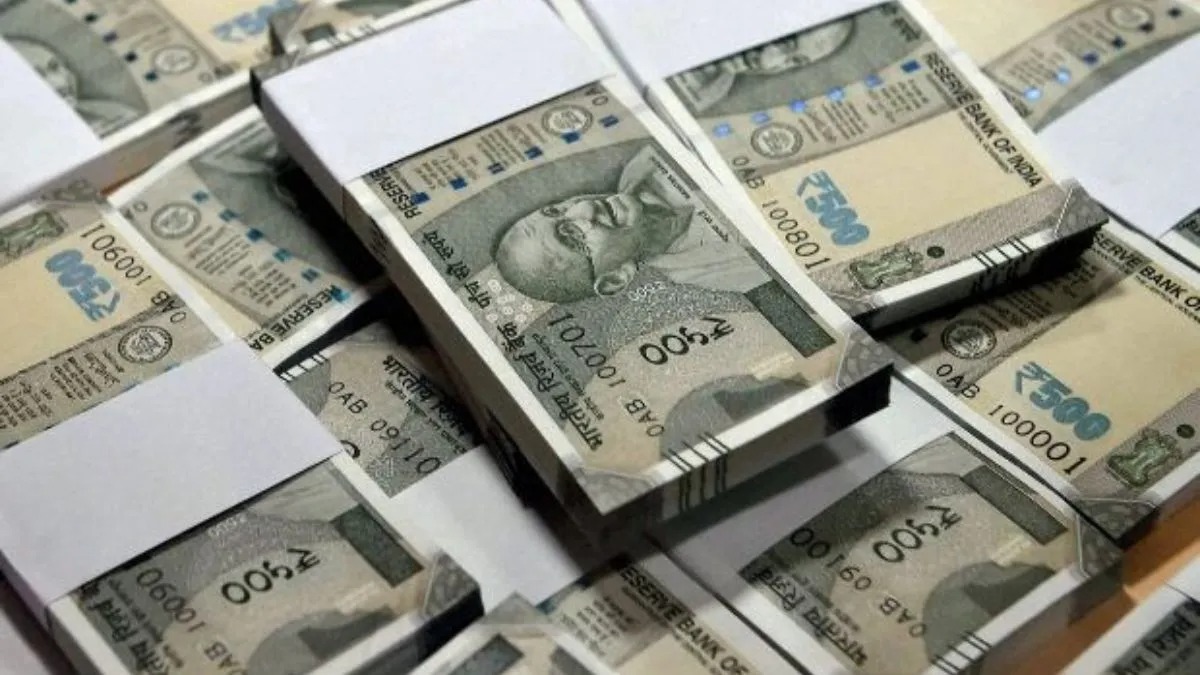 यदि आप PPF में हर साल ₹1 लाख जमा करते हैं, तो 15 साल बाद कितनी राशि मिलेगी ? देखें कैलकुलेशन