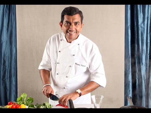 मशहूर शेफ संजीव कपूर बने Celebrity MasterChef के मेंटर, कंटेस्टेंट्स को सिखाएंगे खास कुकिंग टिप्स!