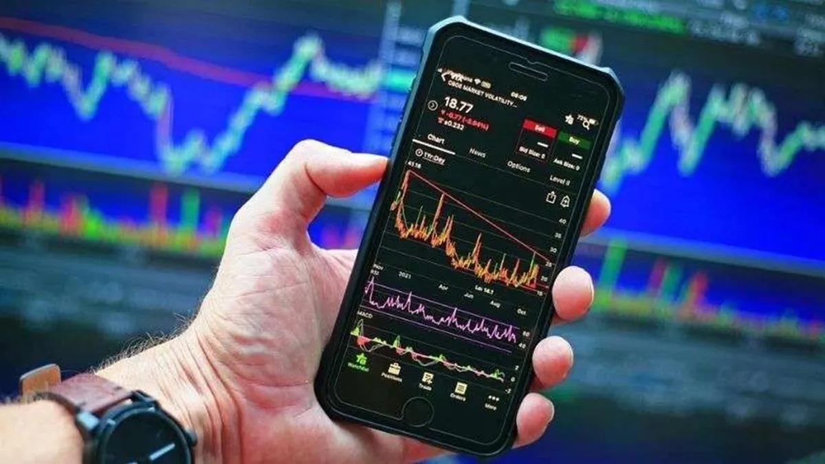 घरेलू शेयर बाजार में सपाट बंद, सेंसेक्स 80,288 पर, निफ्टी में हल्की बढ़त, ये स्टॉक्स तेज़ी से बढ़े