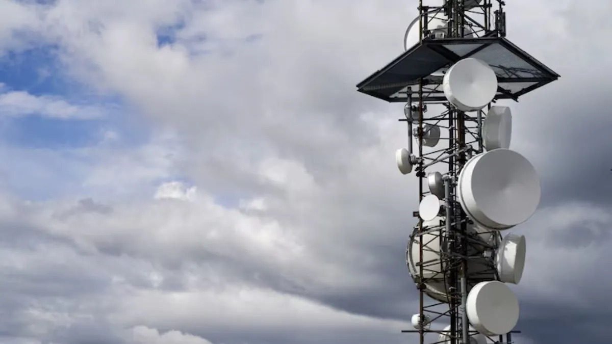 TRAI की रिपोर्ट: टेलीकॉम कंपनियों की आय में 14.07% की वृद्धि, दिसंबर तिमाही में रेवेन्यू 96,390 करोड़