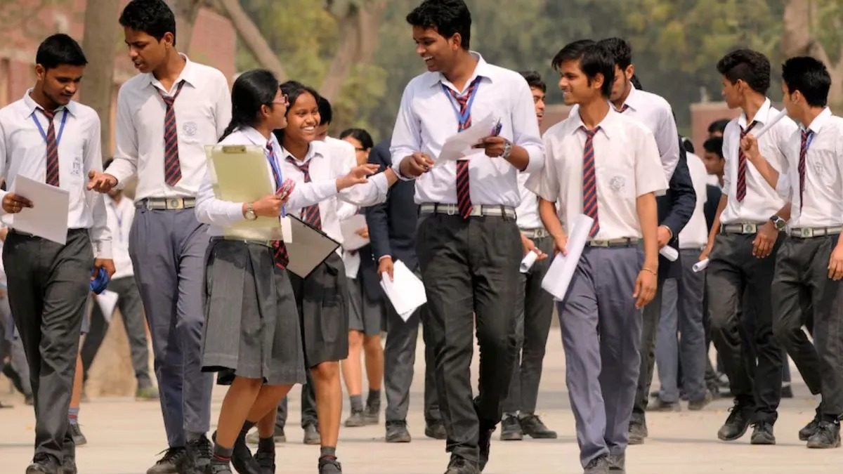 यूपी बोर्ड परीक्षा में शामिल छात्र ध्यान दें, बोर्ड ने जारी किया अहम नोटिस