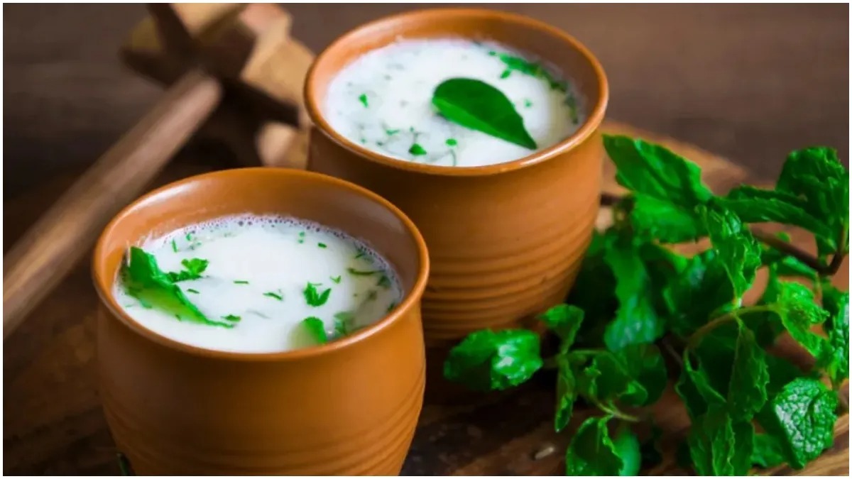 सावधान! छाछ से हो सकता है नुकसान, जानिए किन लोगों को नहीं पीना चाहिए मट्ठा