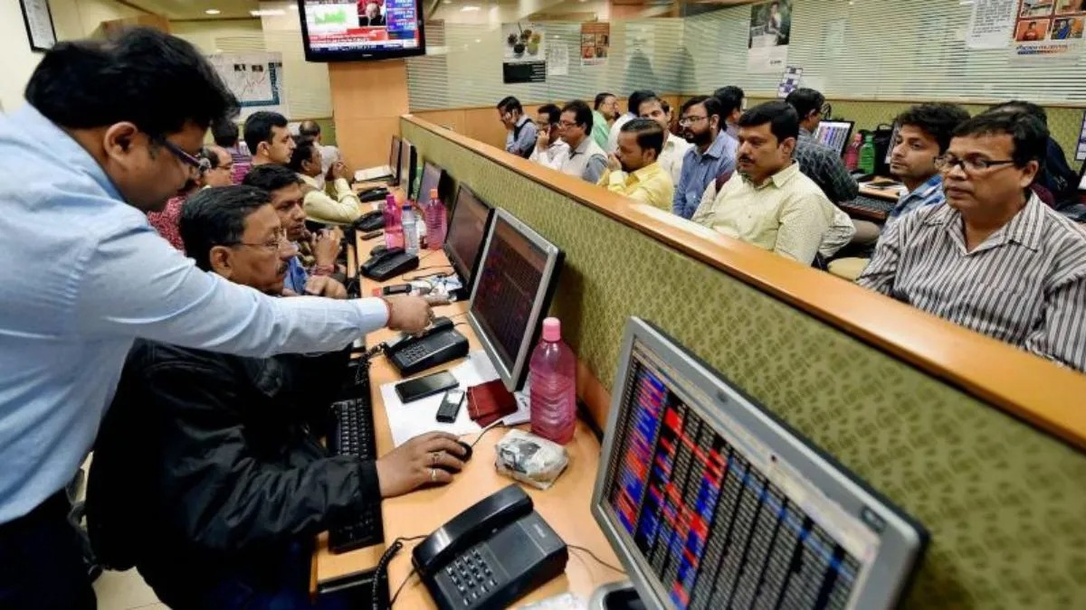 सेंसेक्स 271 और निफ्टी 75 अंक टूटा, एटरनल व इंफोसिस के शेयरों में जबरदस्त गिरावट
