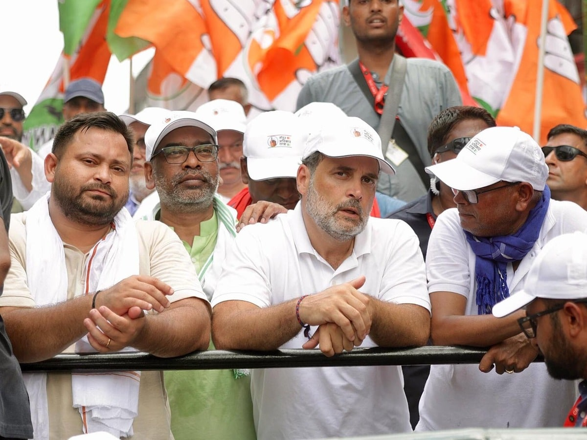 राहुल गांधी का ‘हाइड्रोजन बम’ बिहार में महागठबंधन को कर रहा घायल, RJD-CONG क्यों परेशान?