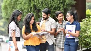 पढ़ाई बनेगी मजेदार, करियर होगा मजबूत: ये हैं दुनिया और भारत की सबसे आसान और सबसे अधिक कमाई वाली डिग्रियां