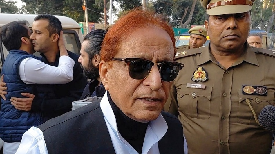 रामपुर डीएम पर भड़काऊ बयान केस में आजम खान बरी, लेकिन जेल से नहीं मिलेगी राहत