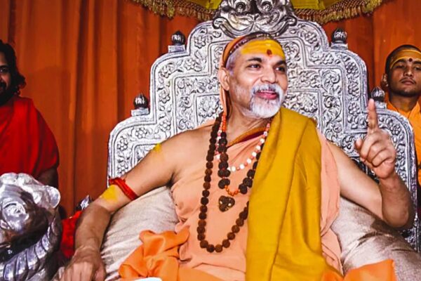 राजधानी पहुंचे शंकराचार्य अविमुक्तेश्वरानंद,बोले, गौ माता के सम्मान की लड़ाई जारी रहेगी