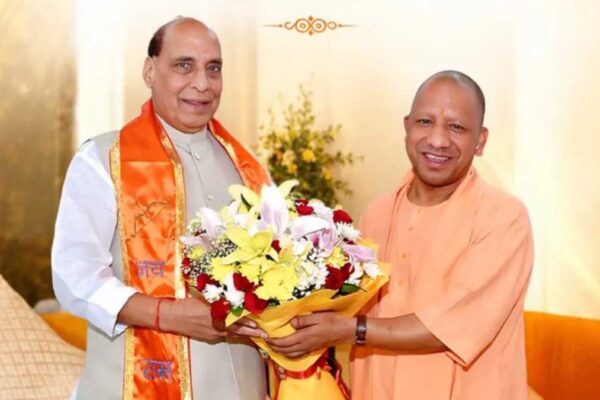 रक्षा मंत्री राजनाथ सिंह के जन्मदिन पर शुभकामनाओं की बौछार, सीएम योगी समेत भाजपा नेताओं ने दी बधाई
