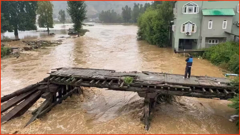 भारी बारिश से जम्मू-कश्मीर बेहाल, अमरनाथ-वैष्णो देवी और शिव खोरी यात्रा दूसरे दिन भी स्थगित