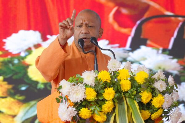 मैनपुरी को ₹682 करोड़ की 111 परियोजनाओं की सौगात, सीएम योगी बोले- अब यूपी में न दंगा, न कर्फ्यू, सिर्फ विकास