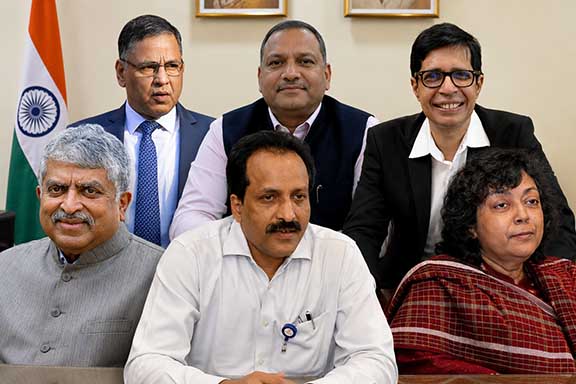 नीट परीक्षा प्रणाली में बड़े सुधार की तैयारी, नंदन नीलेकणि की अगुवाई में हाई-पावर टास्क फोर्स गठित