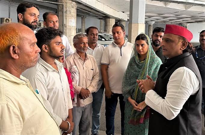 दलित हत्याकांड ने गरमाई यूपी की राजनीति, आरोपी विधायक पर बढ़ा दबाव
