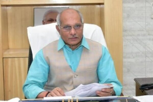 धर्मपाल सिंह का कांग्रेस पर तीखा वार, बोले- अंग्रेजों की ‘B पार्टी’ रही कांग्रेस!
