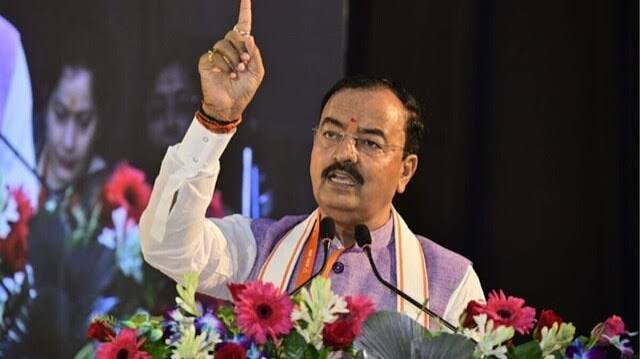 केशव मौर्य के मदरसा वाले बयान से यूपी में सियासी भूचाल, विपक्ष ने खोला मोर्चा