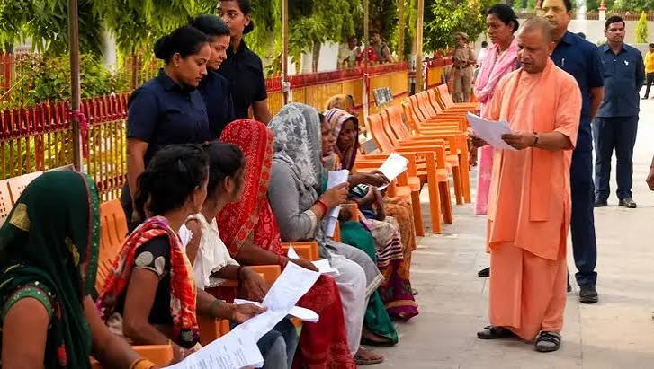 योगी सरकार का महिलाओं को बड़ा तोहफा! 50 हजार रुपये देने की तैयारी, पहली किस्त 20 हजार