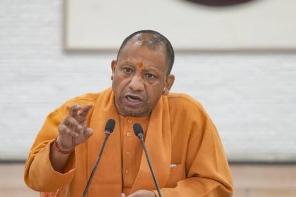 CM योगी का बड़ा प्लान, ‘सेवा संकल्प अभियान’ के जरिए 4.19 करोड़ परिवारों तक पहुंचेगी सरकार