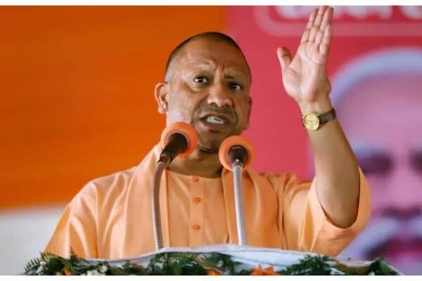 ‘बीमारू यूपी नहीं, राजनेताओं की मानसिकता थी’, विश्वकर्मा जयंती पर योगी का विपक्ष पर हमला