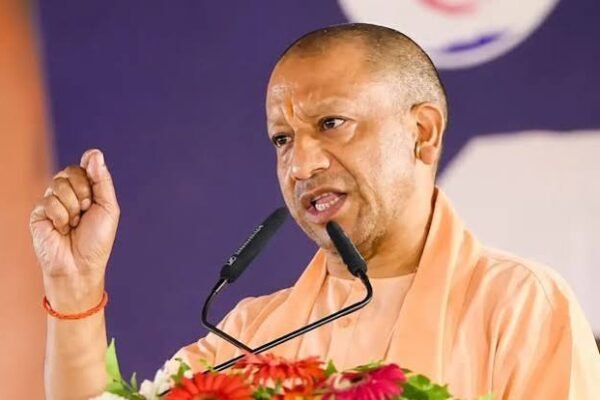 महिला सुरक्षा को लेकर योगी सरकार की बड़ी पहल, जल्द शुरू होगी ‘सारथी दीदी’ कैब सेवा