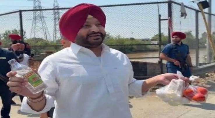 CM भगवंत मान के काफिले पर टमाटर-अंडे फेंकने का आरोप, पुलिस ने बिट्टू को हिरासत में लिया