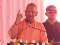 ‘बंदूक की राजनीति अब नहीं चलेगी’, मेरठ में सीएम योगी का सपा-कांग्रेस पर बड़ा हमला