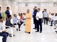 ‘नर सेवा-नारायण सेवा’ के भाव से जनसेवा कर रही सरकार: मुख्यमंत्री योगी