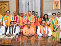 UP चुनाव से पहले BJP की एक तस्वीर ने सपा के दावों पर फेरा पानी, लखनऊ में दिखा NDA का दम