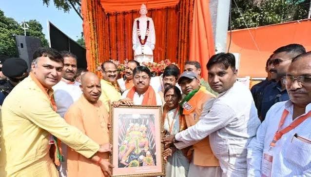 कौन थे महाशय मसुरियादीन पासी? आजादी के लिए काटी 9 साल जेल, CM योगी ने दिलाई याद