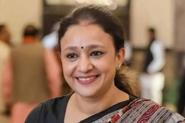 आराधना मिश्रा मोना को यूपी कांग्रेस की कमान, अजय राय की जगह मिली बड़ी जिम्मेदारी