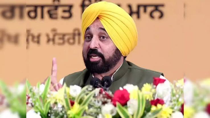 Birthday Special: कॉमेडियन से मुख्यमंत्री तक, 11 साल में कैसे बदली भगवंत मान की जिंदगी?