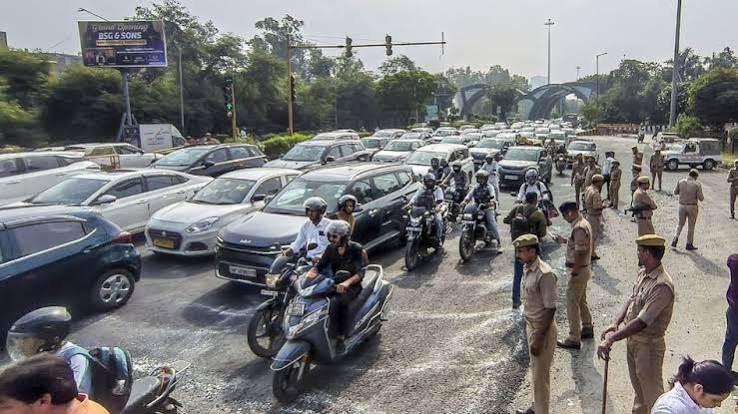 CJP प्रदर्शन को लेकर नोएडा में हाई अलर्ट, चिल्ला बॉर्डर पर सख्त चेकिंग से लगा लंबा जाम