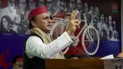 अखिलेश यादव के BJP से 12 सवाल, बोले- बैंक मजबूत हुए तो बेचे क्यों जा रहे?