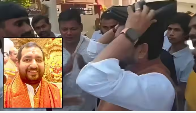 बस्ती के विकास के लिए BJP नेता की अनोखी प्रतिज्ञा, 1000 करोड़ का निवेश लाने तक सिर पर रखेंगे जूते!